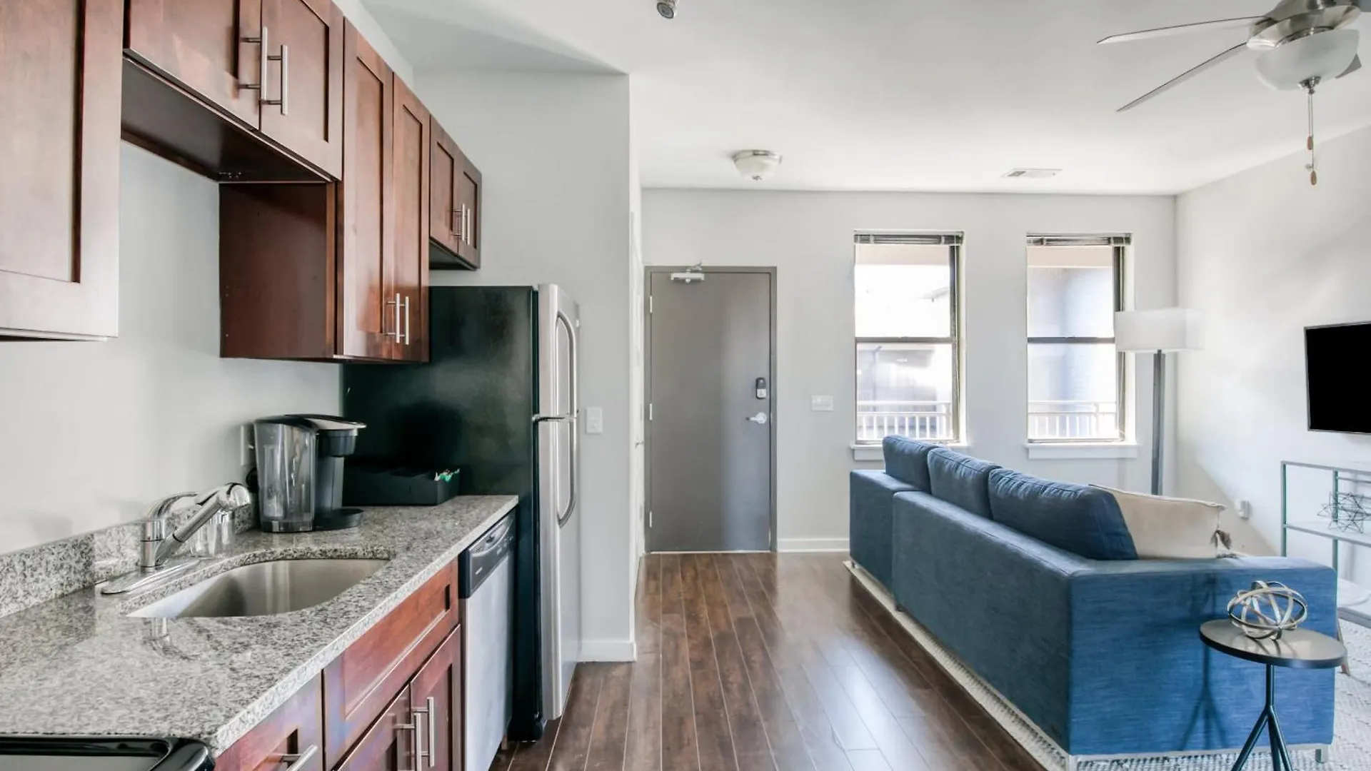 Cozysuites Music Row Modern 1Br With Free Parking 02 Nashville 0*,  Estados Unidos da América